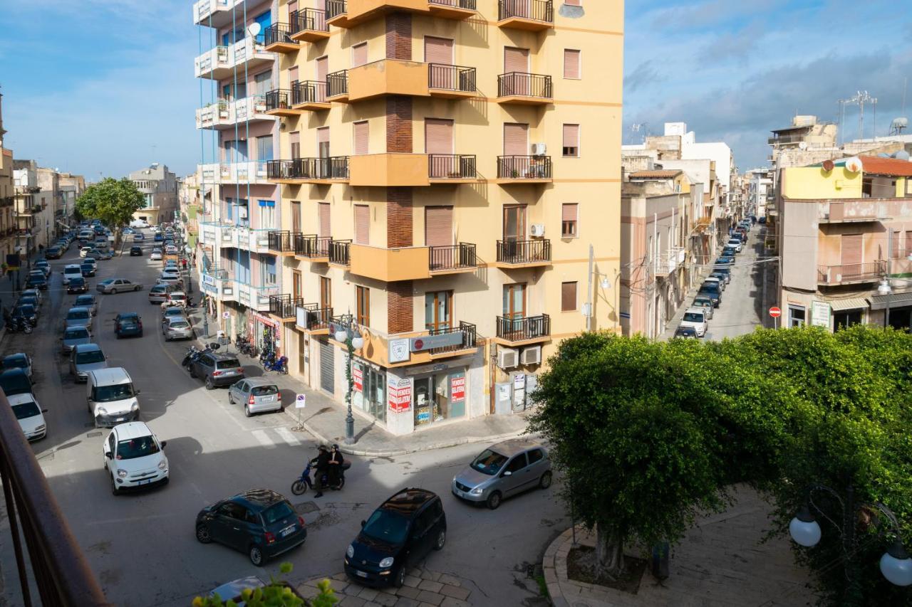 Il Mosaico Family Apartments Мадзара-дель-Валло Екстер'єр фото