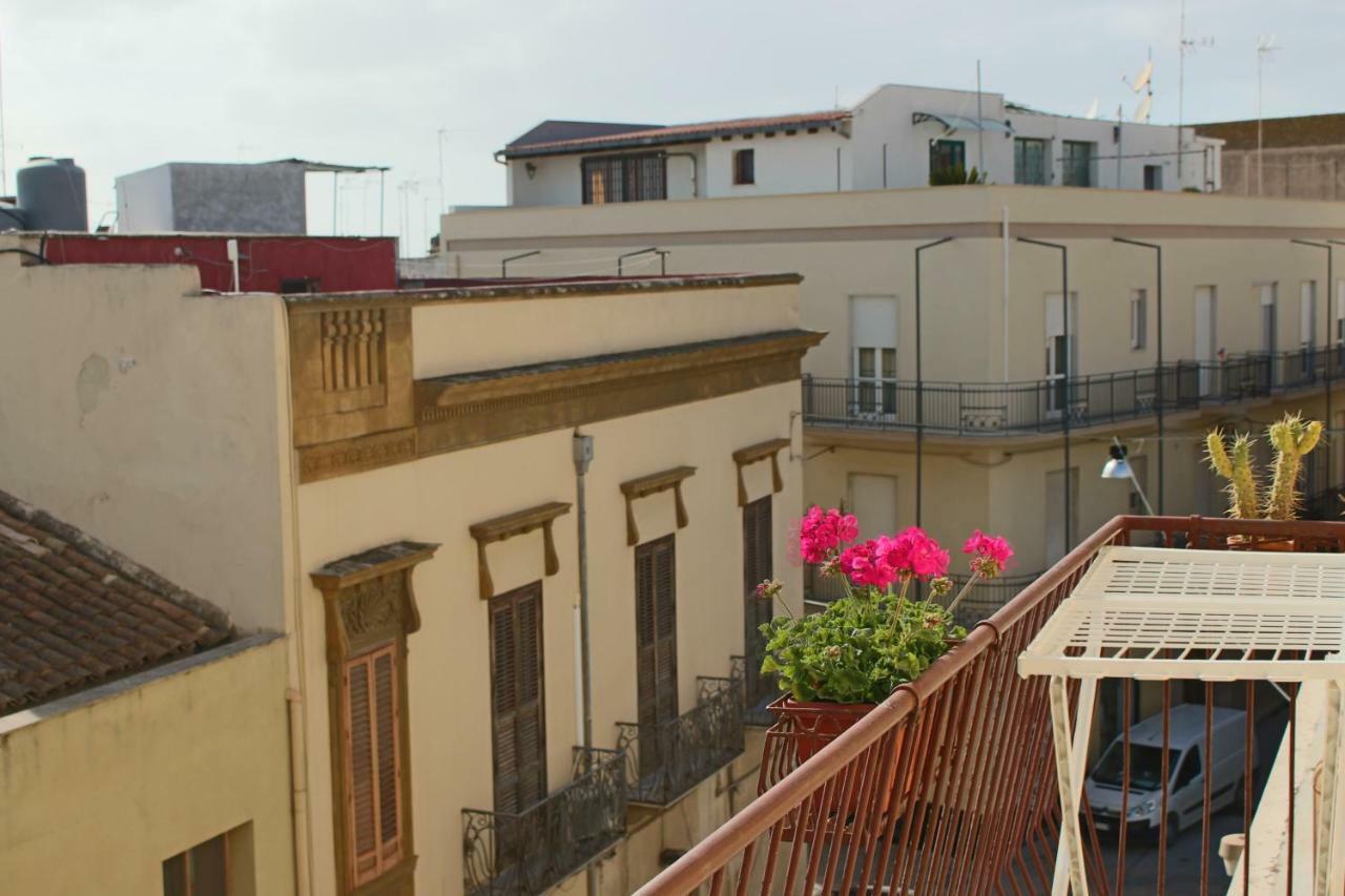 Il Mosaico Family Apartments Мадзара-дель-Валло Екстер'єр фото